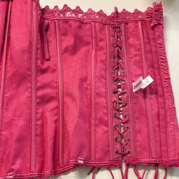 Frederick's of Hollywood Fuchsia Lace Corset - Picture 7 of 7